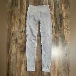 Stylish Women's Gray Leggings